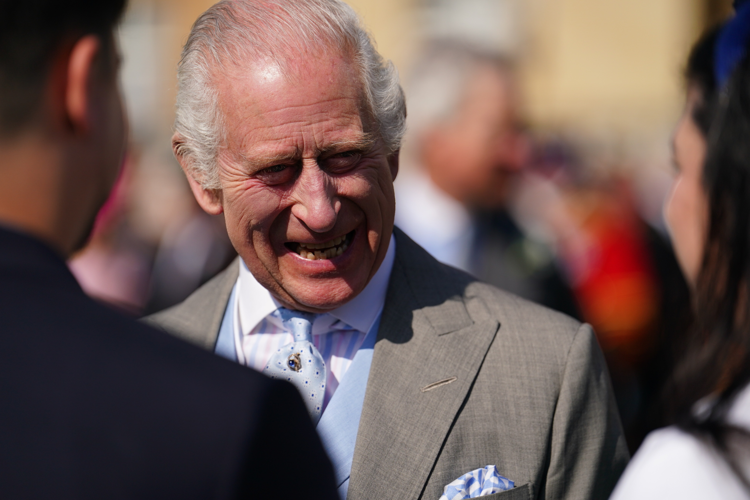 Charles besuchte eine Gartenparty im Buckingham Palace