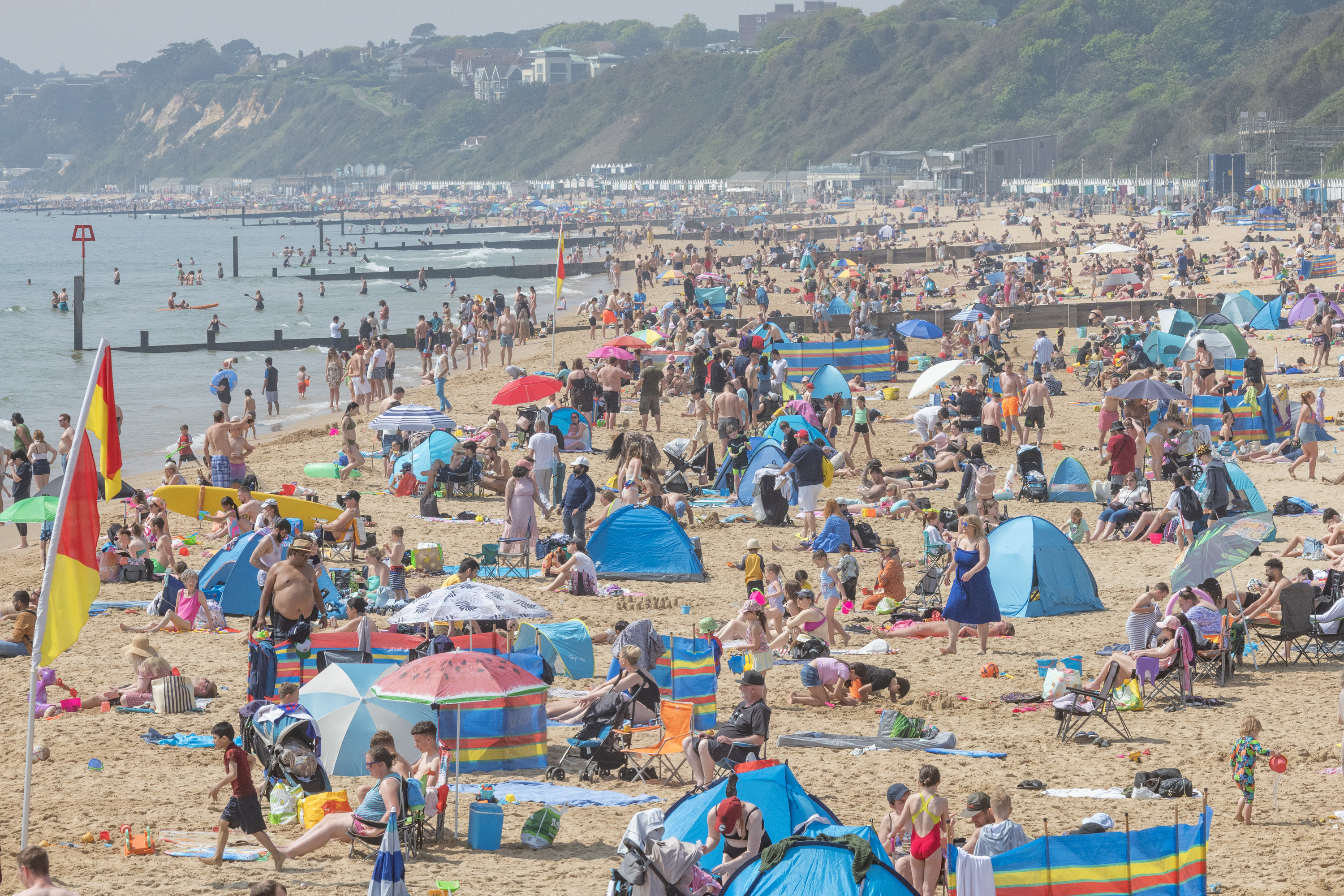 Der Strand von Bournemouth war heute Nachmittag überfüllt