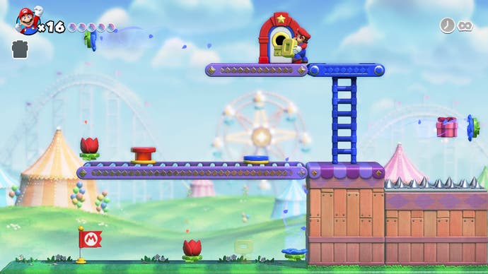 Mario steckt einen Schlüssel in ein Schloss, um ein Level zu beenden
